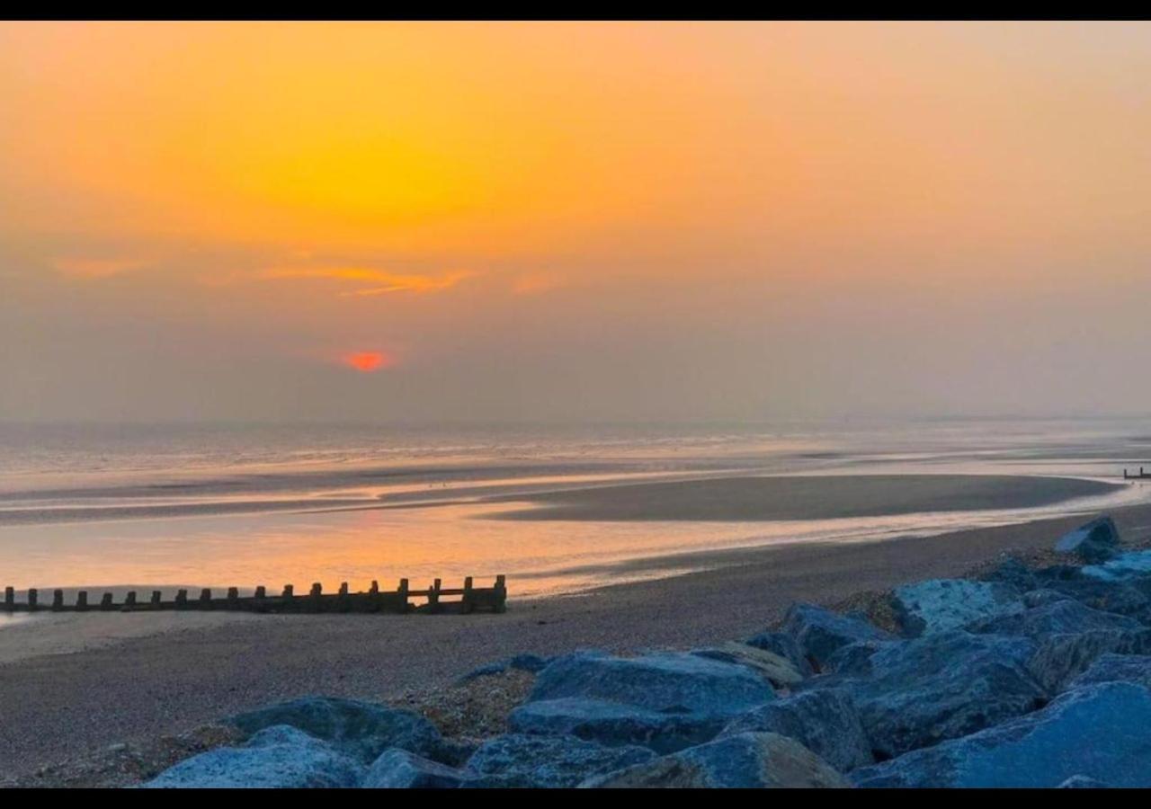Mp676 Parkdean Camber Sands Bagian luar foto