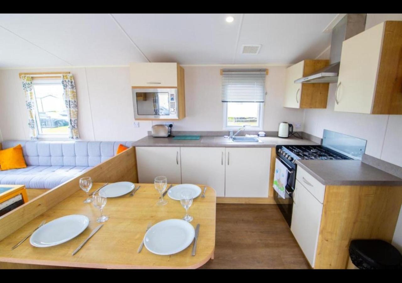 Mp676 Parkdean Camber Sands Bagian luar foto